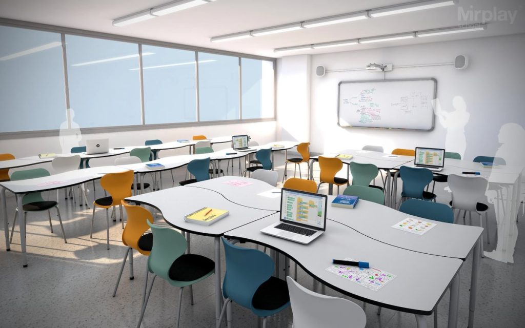 Mirplay School STEAM classroom