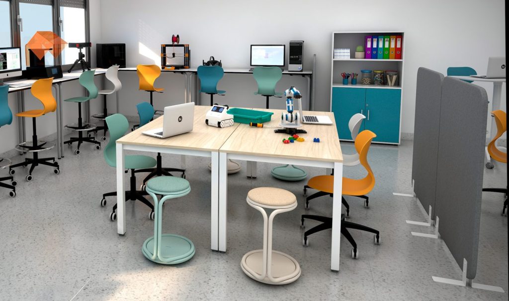 Mirplay School Jon Stool STEAM classroom_2