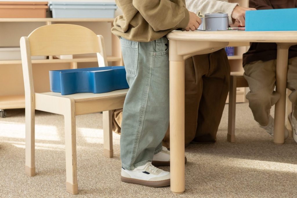 Mirplay School jaunās skolas mēbeles 2026