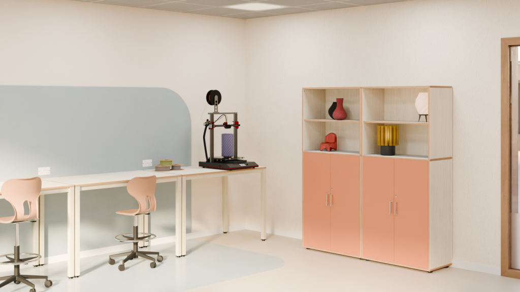 Mirplay School STEAM classroom